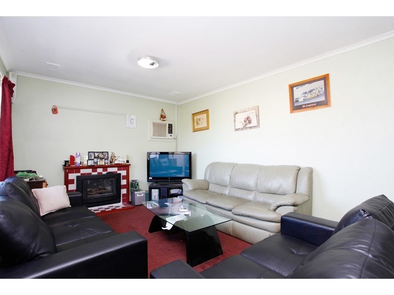 28 Thomas Street, Laverton VIC 3028