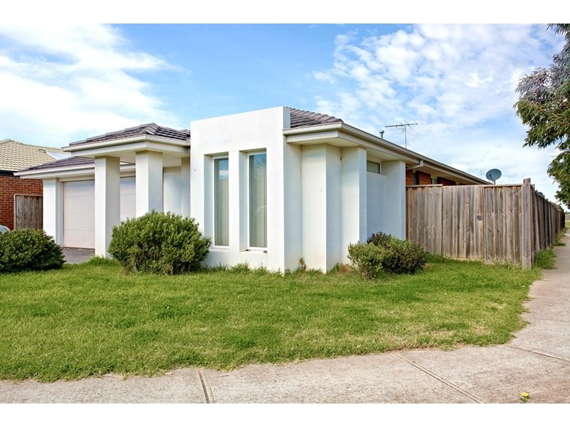 2 Hamish Drive, Tarneit VIC 3029