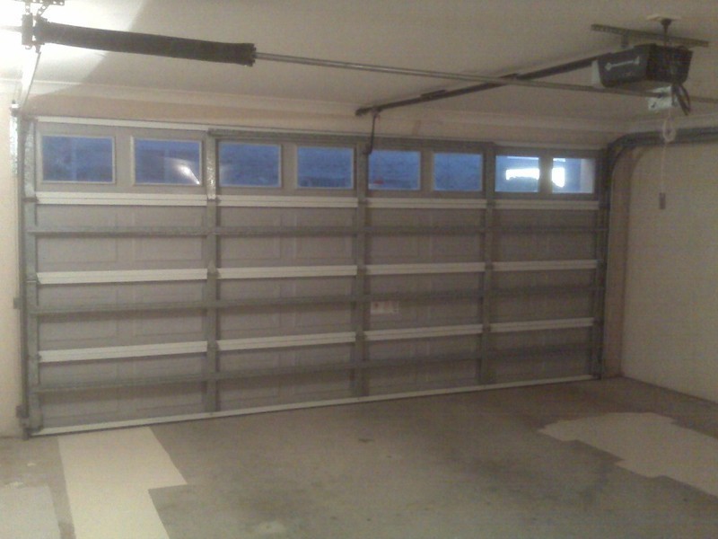 2/84 LAKESIDE Drive, Werribee VIC 3030