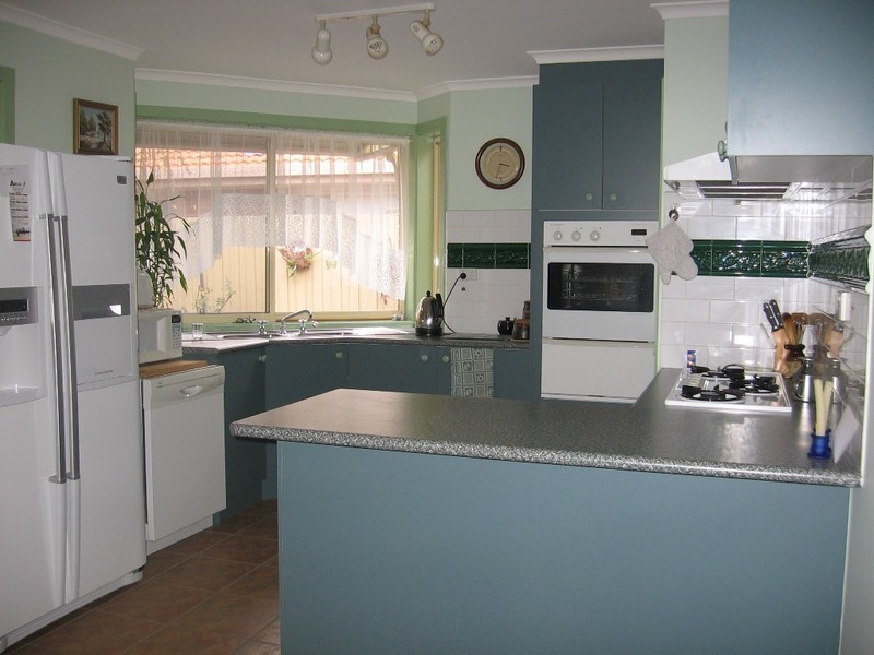 1A TINTERN Court, Seabrook VIC 3028