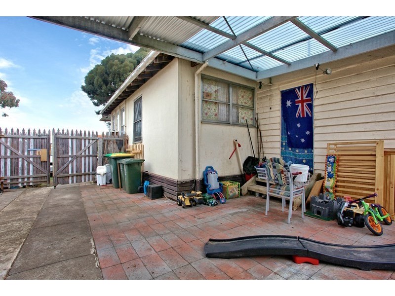 3 Evans Crescent, Laverton VIC 3028