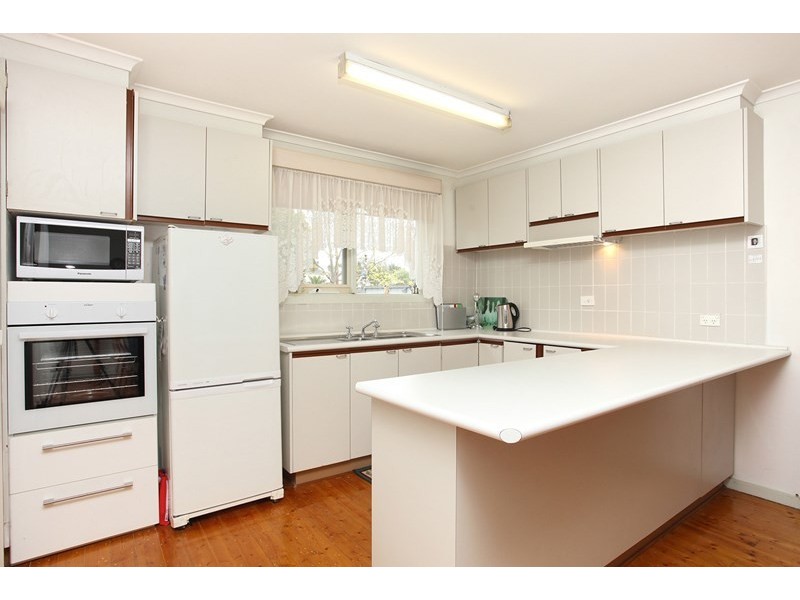 4 Eaton Parade, Laverton VIC 3028