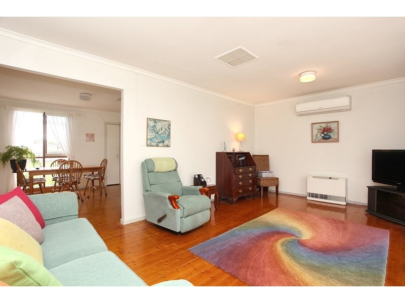 4 Eaton Parade, Laverton VIC 3028