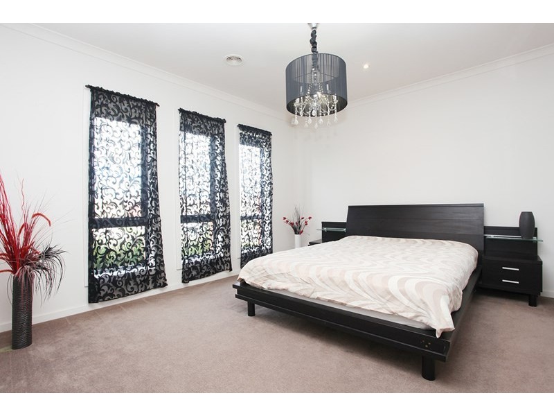 4 Harry Court, Truganina VIC 3029