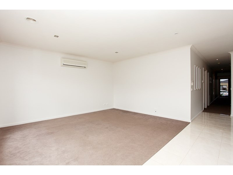 4 Harry Court, Truganina VIC 3029