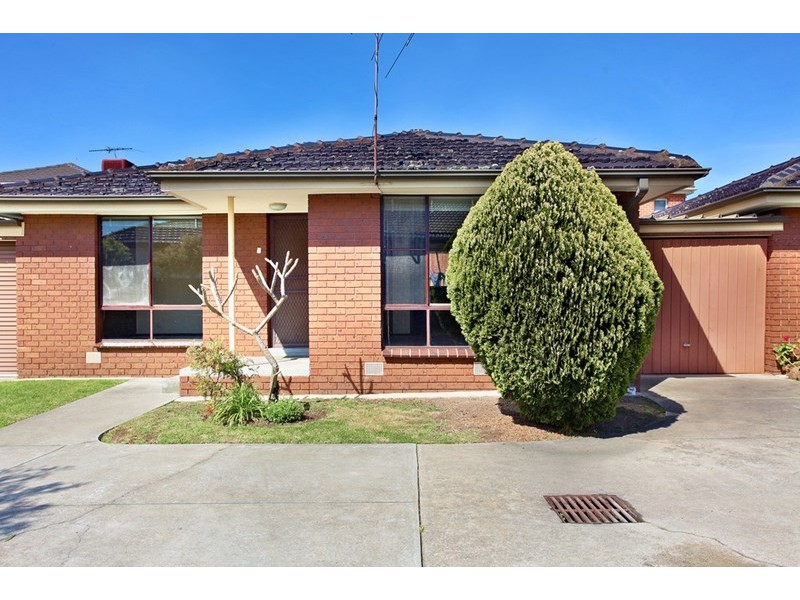 2/3 Rose Street, Altona VIC 3018