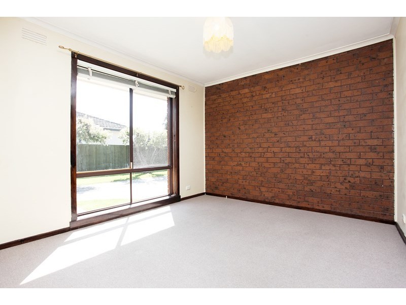 2/3 Rose Street, Altona VIC 3018