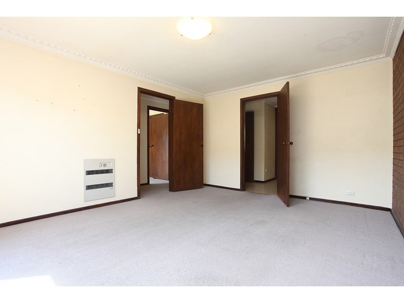 2/3 Rose Street, Altona VIC 3018