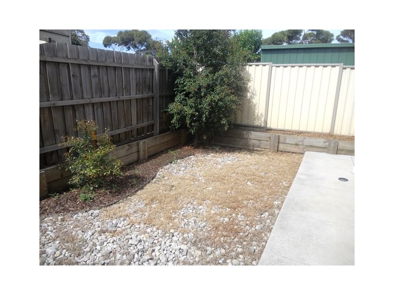 3/35 Eades Street, Laverton VIC 3028