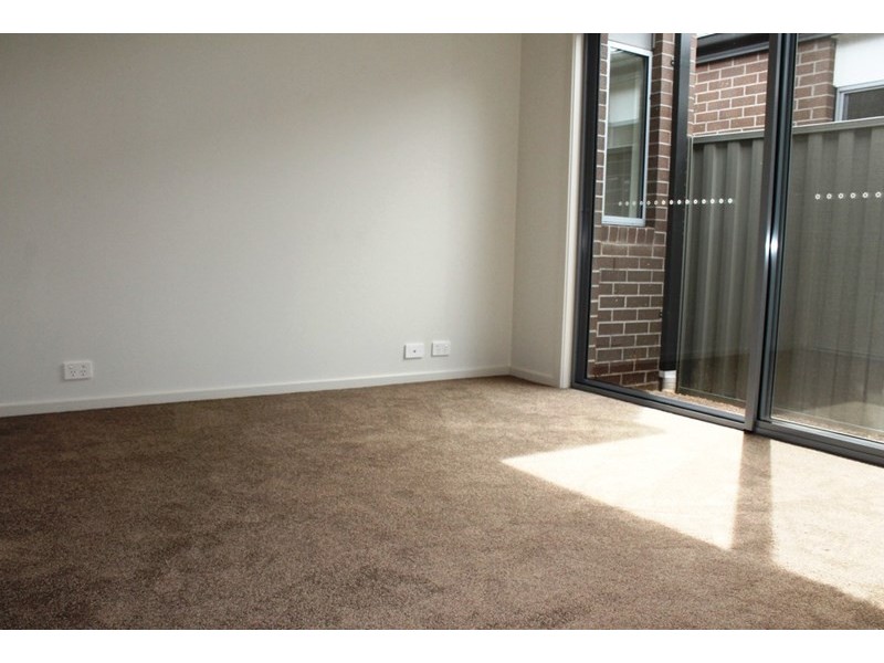 9 Herbal Avenue, Kurunjang VIC 3337