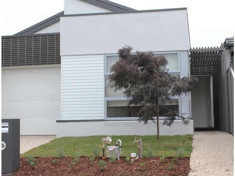 21 Herbal Avenue, Kurunjang VIC 3337