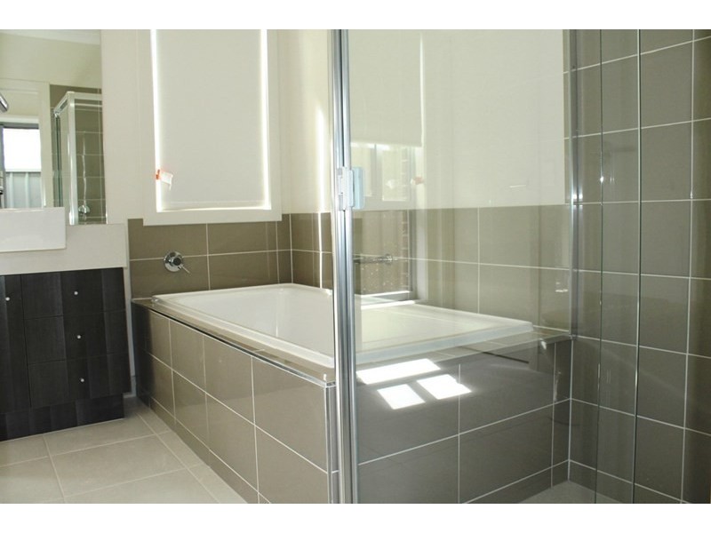 17 Herbal Avenue, Kurunjang VIC 3337