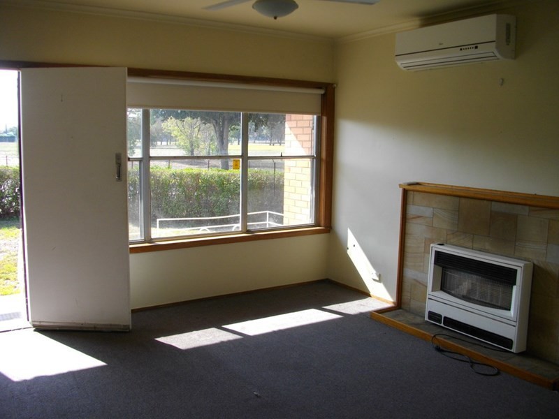 16 Nevada Avenue, Corio VIC 3214