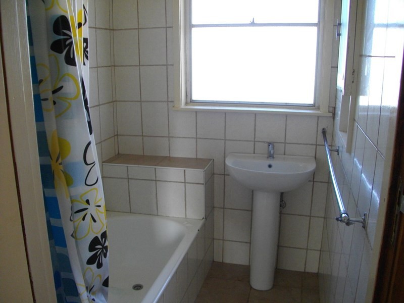 16 Nevada Avenue, Corio VIC 3214