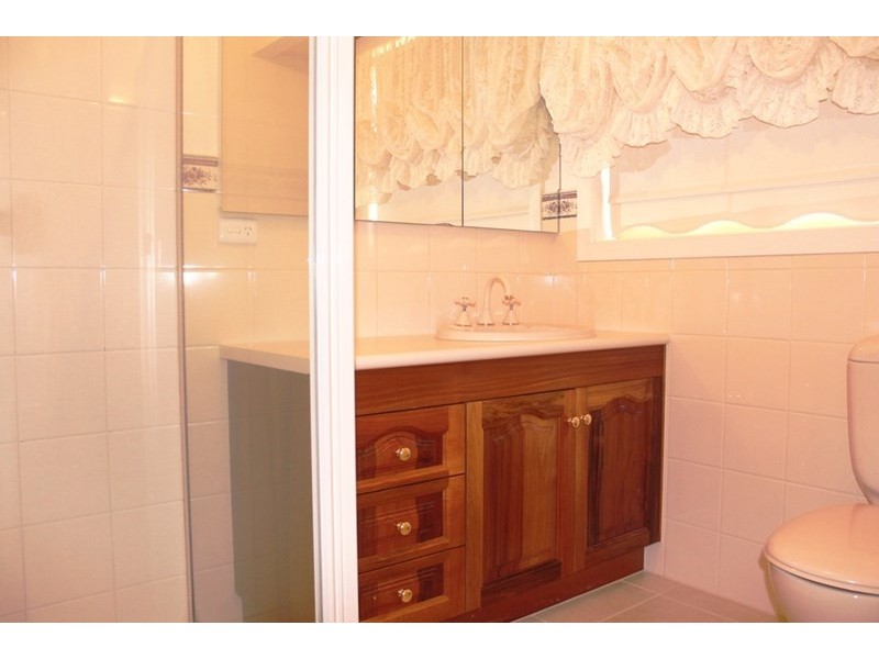 15 Hakea Court, Altona Meadows VIC 3028