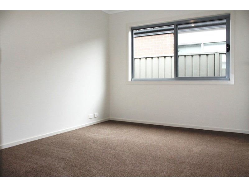 13 Herbal Avenue, Kurunjang VIC 3337