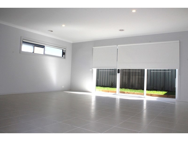 19 Herbal Avenue, Kurunjang VIC 3337