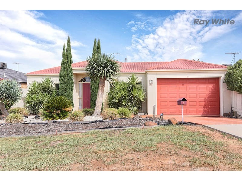 3 Penash Place, Point Cook VIC 3030