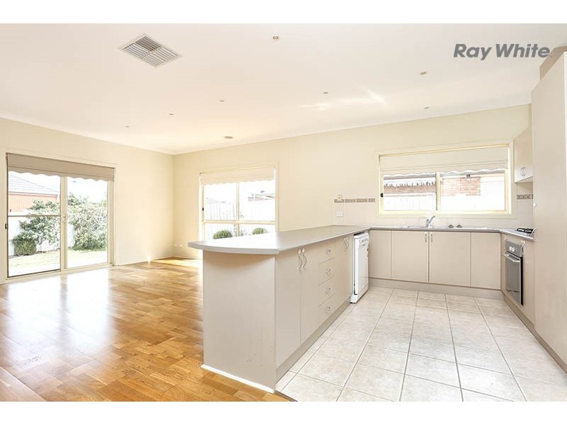 3 Penash Place, Point Cook VIC 3030
