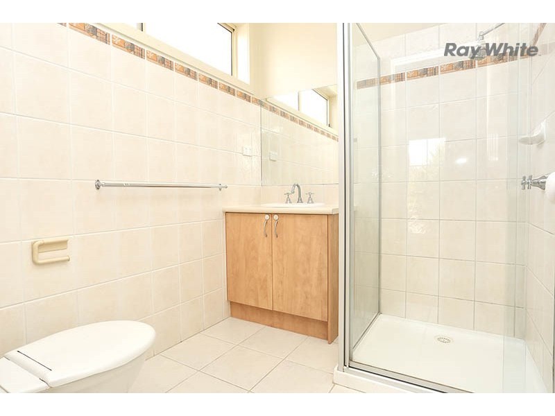 3 Penash Place, Point Cook VIC 3030