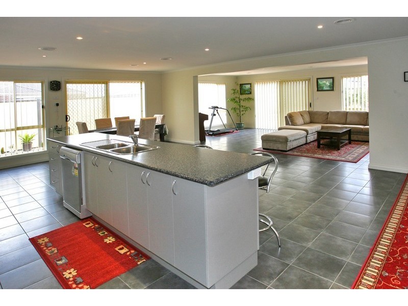 31 San Sebastion Drive, Point Cook VIC 3030