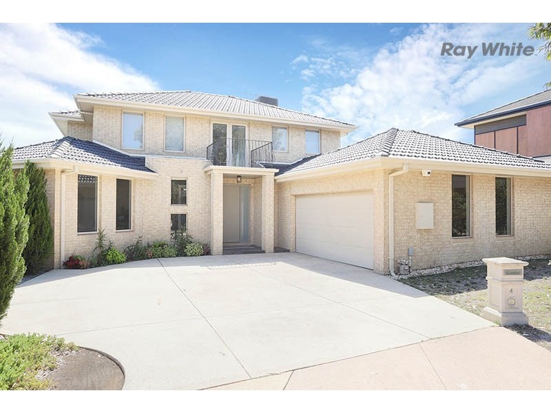 4 Beechwood Parade, Sanctuary Lakes VIC 3030