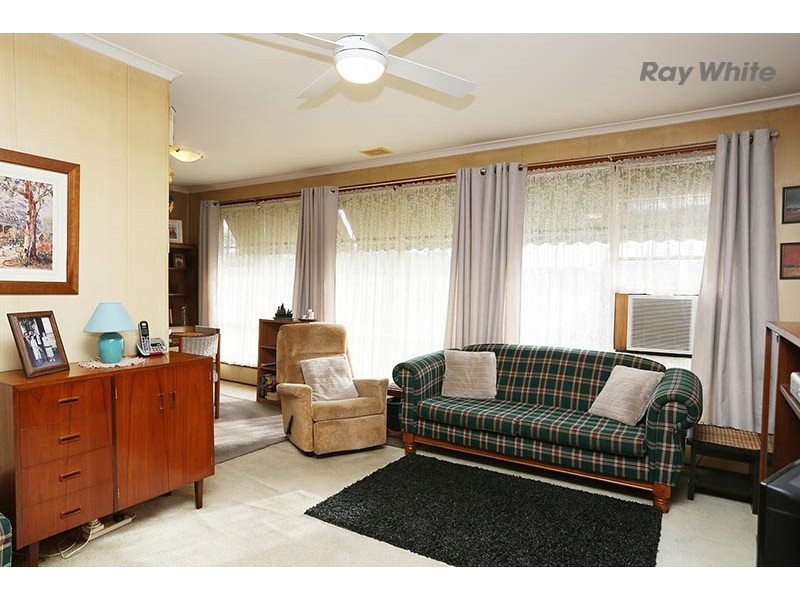 34 Whittaker Avenue, Laverton VIC 3028