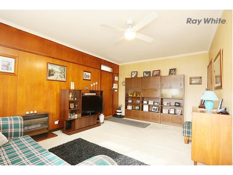 34 Whittaker Avenue, Laverton VIC 3028