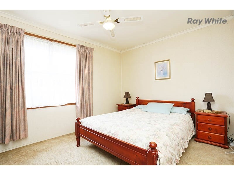 34 Whittaker Avenue, Laverton VIC 3028