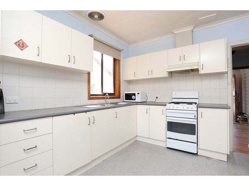 7 Williams Road, Laverton VIC 3028