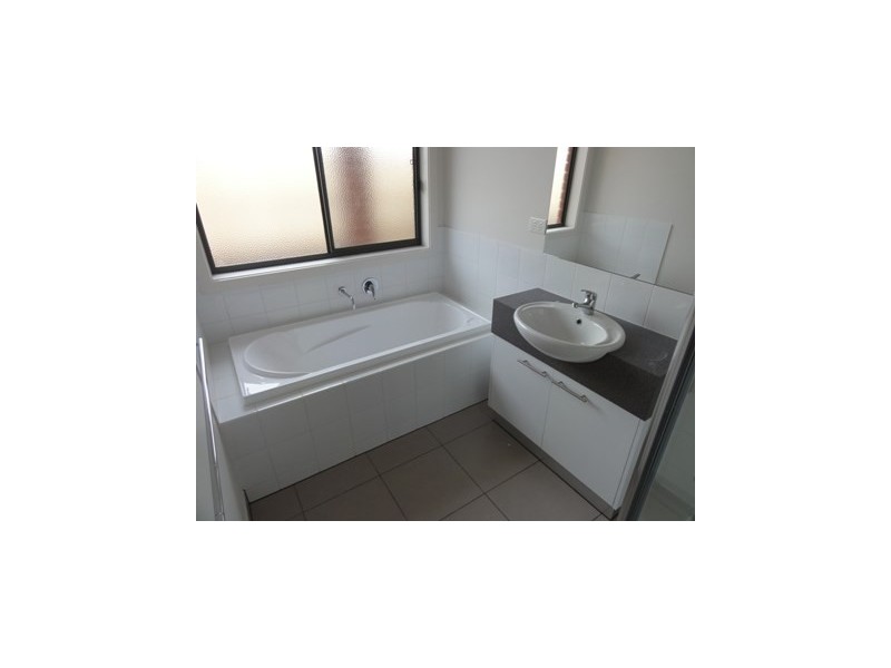 21 Tropic Circuit, Point Cook VIC 3030