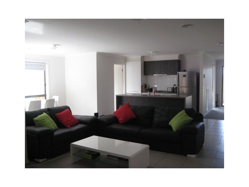 21 Tropic Circuit, Point Cook VIC 3030