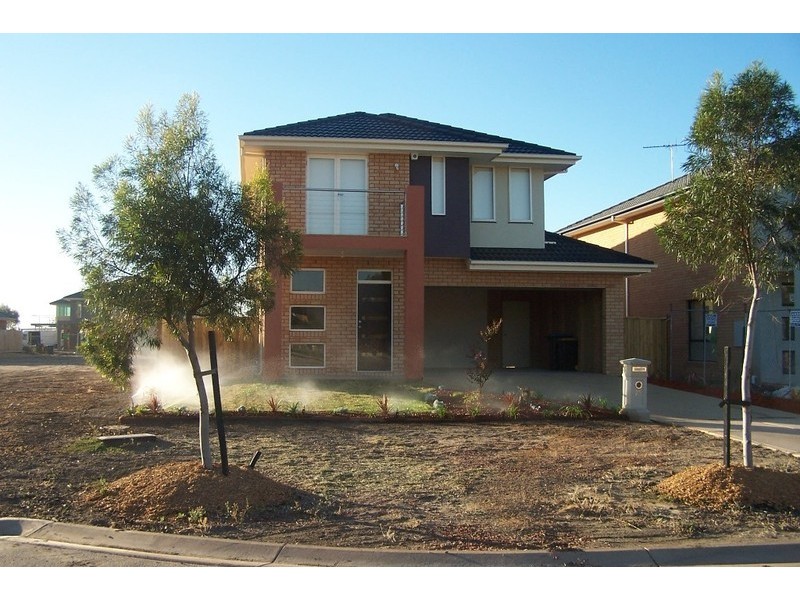 25 HALF MOON Terrace, Werribee VIC 3030