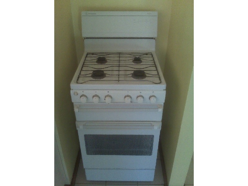 21 RAILWAY Avenue, Laverton VIC 3028