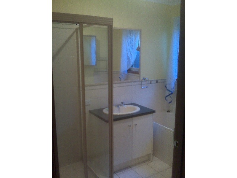 21 RAILWAY Avenue, Laverton VIC 3028