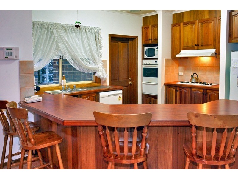 5 John August Walk, Seabrook VIC 3028