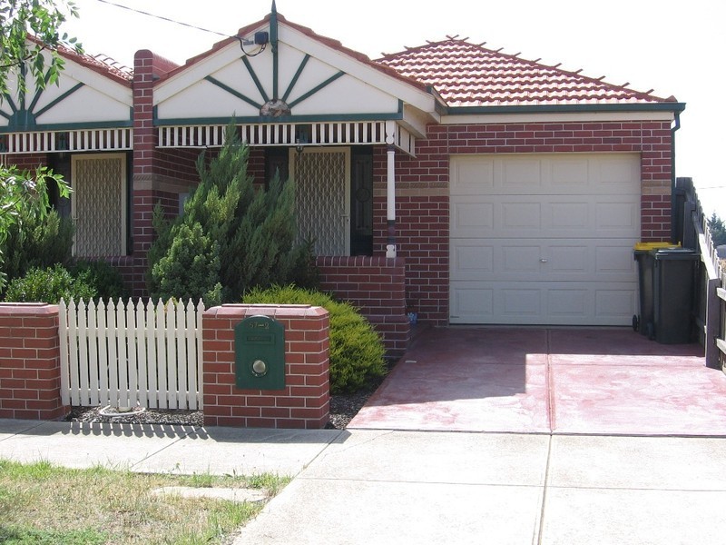 1/57 HENRY Drive, Altona Meadows VIC 3028