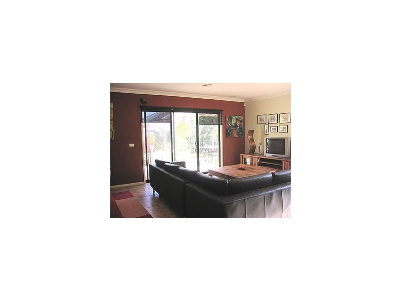 7 LOWESS Lane, Werribee VIC 3030