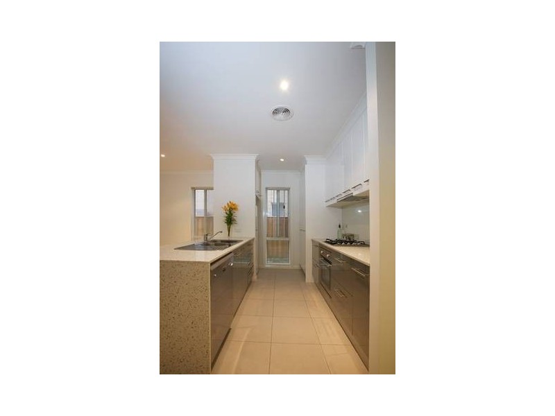 68 Vaucluse Boulevard, Werribee VIC 3030