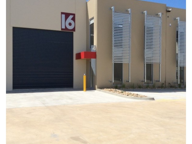 16/34-42 Aberdeen Road, Altona VIC 3018