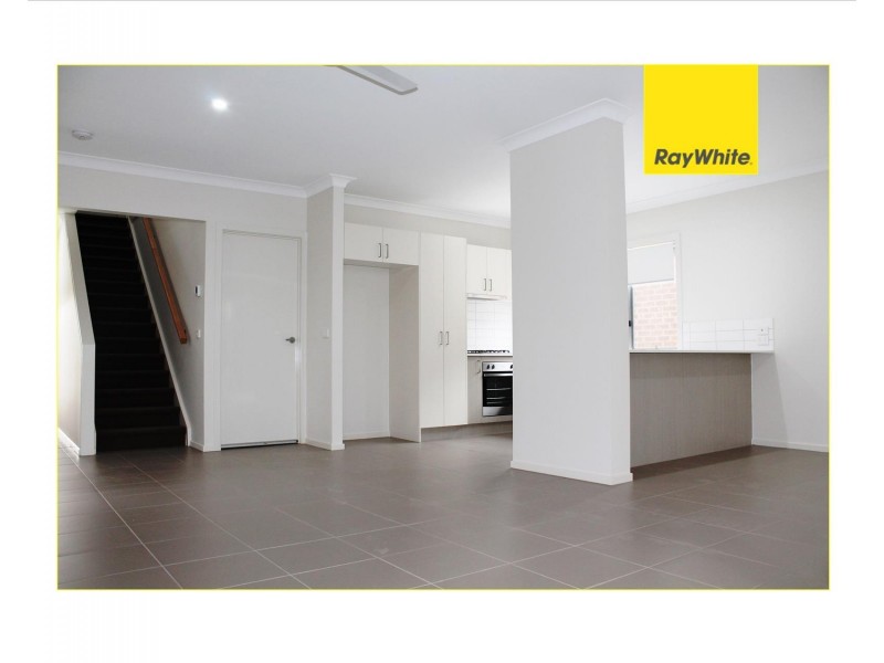 43 Grassbird Drive, Point Cook VIC 3030