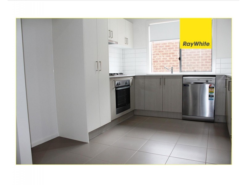 43 Grassbird Drive, Point Cook VIC 3030