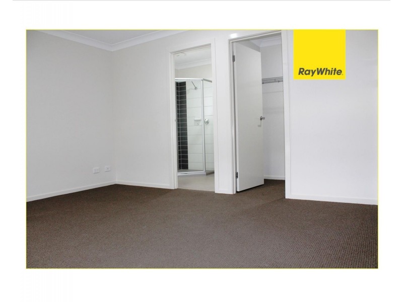 43 Grassbird Drive, Point Cook VIC 3030