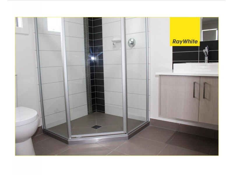 43 Grassbird Drive, Point Cook VIC 3030