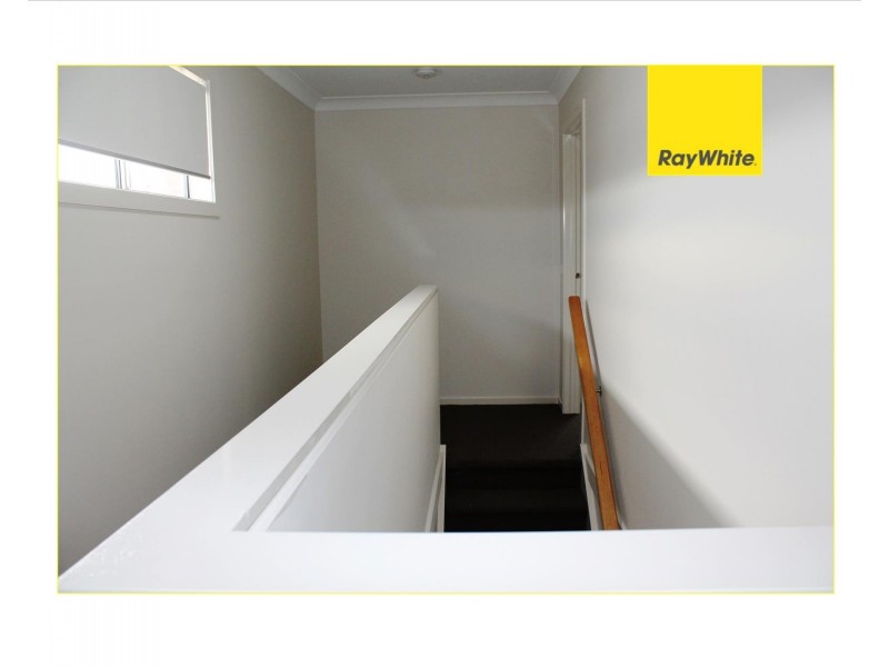 43 Grassbird Drive, Point Cook VIC 3030