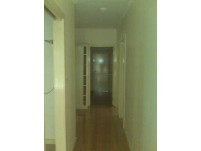 14 CHIRNSIDE Crescent, Laverton VIC 3028