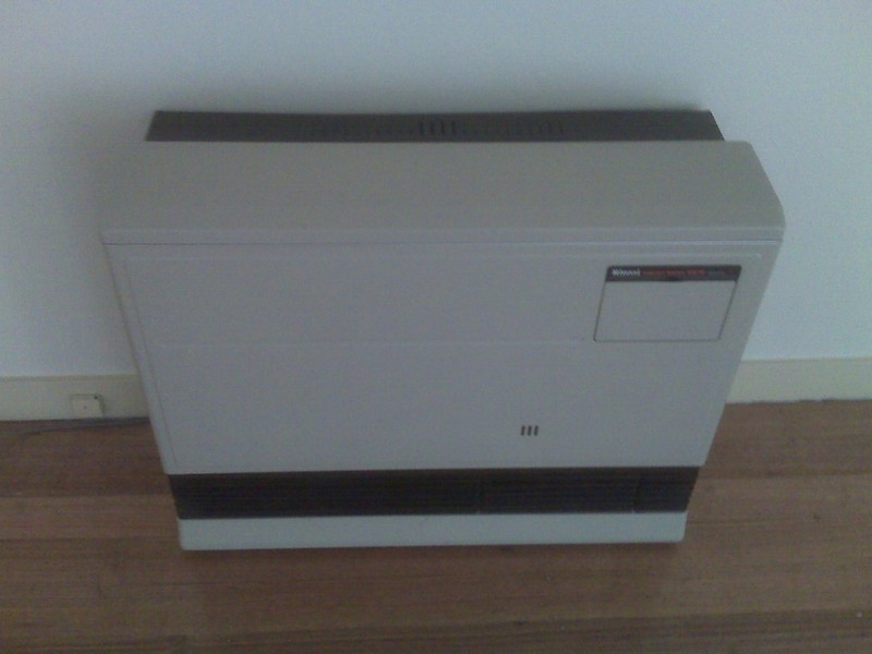 14 CHIRNSIDE Crescent, Laverton VIC 3028