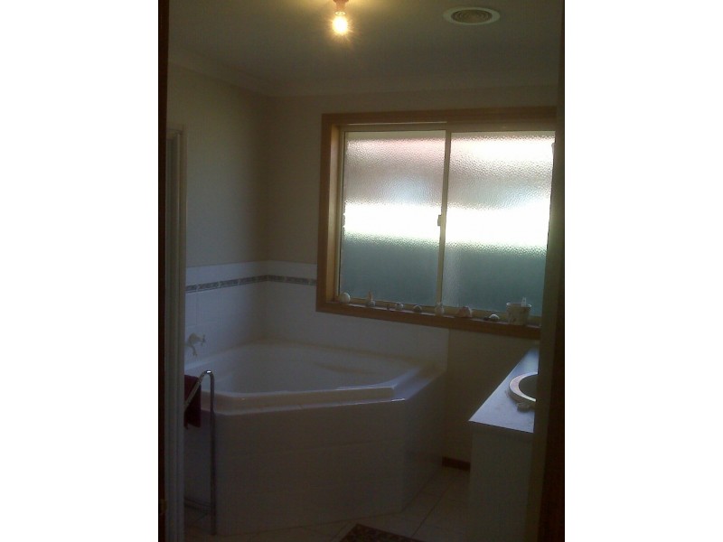 25 FINCHLEY Road, Point Cook VIC 3030