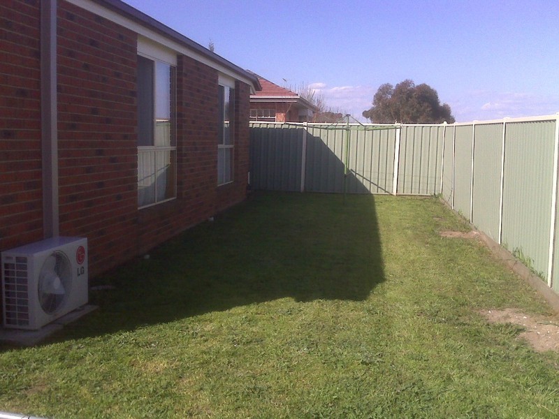 25 FINCHLEY Road, Point Cook VIC 3030