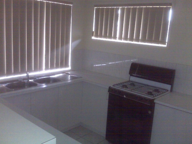 6 ALLINGTON Place, Seabrook VIC 3028